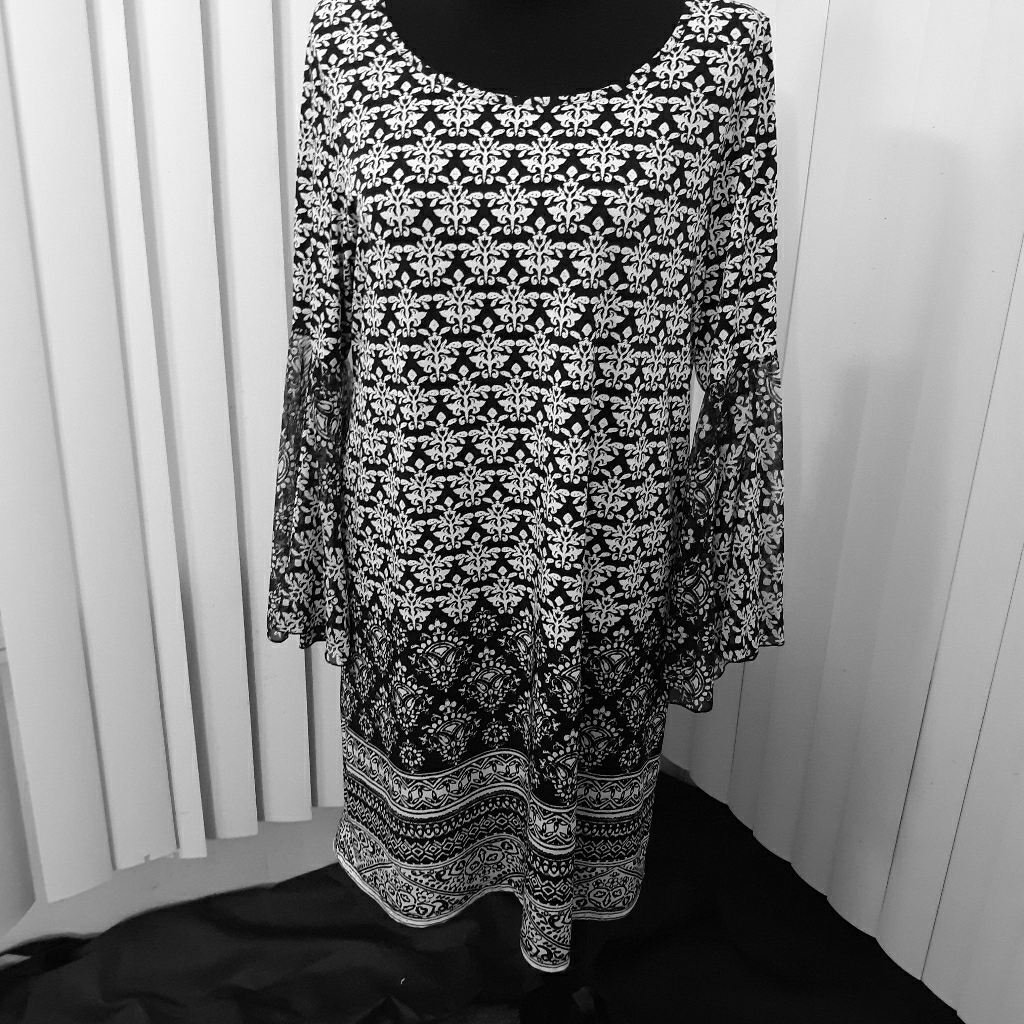 Flared Sleeved By Tacera Sz 1x